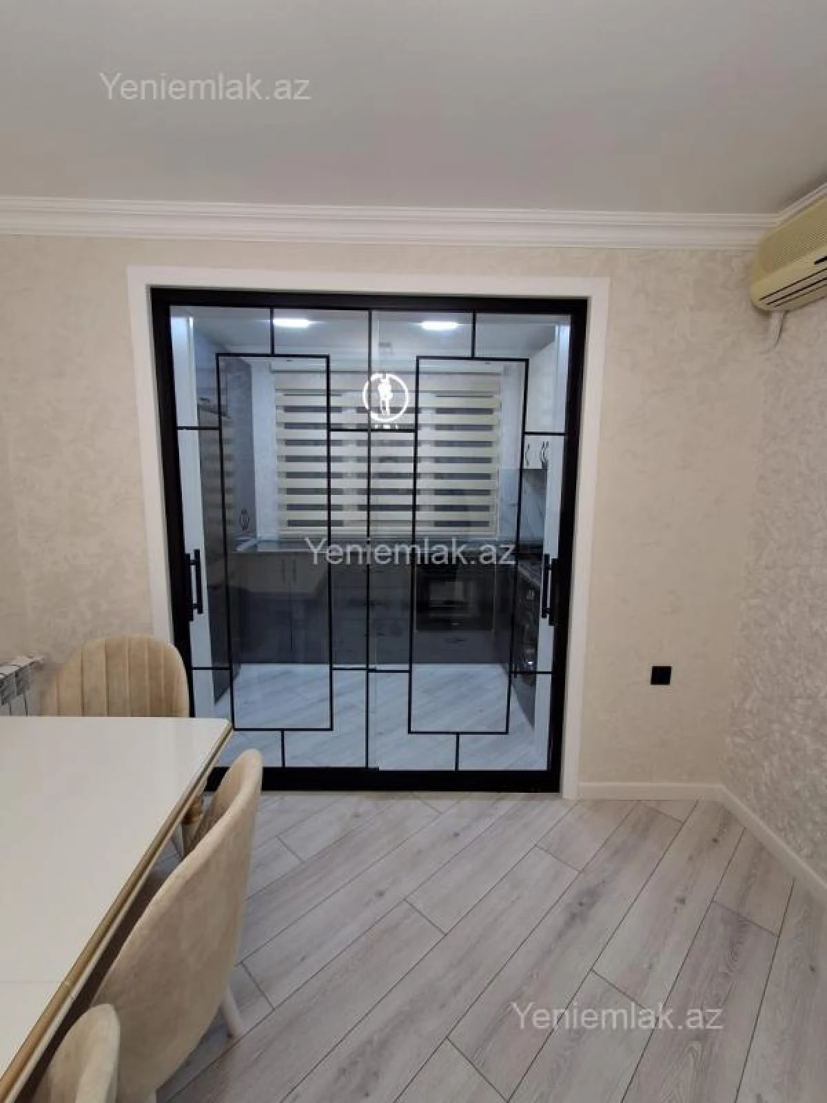 Satılır 3 otaqlı köhnə tikili 60 m²