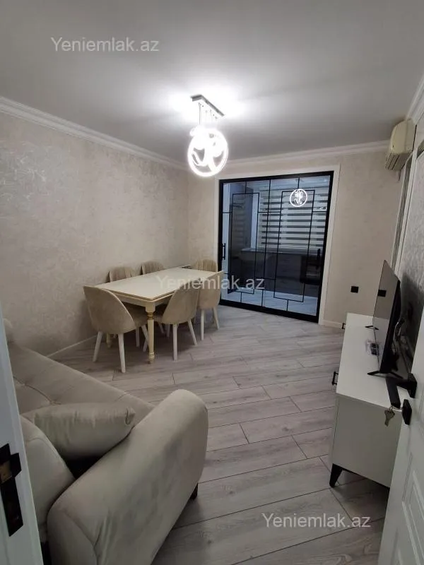 Satılır 3 otaqlı köhnə tikili 60 m²