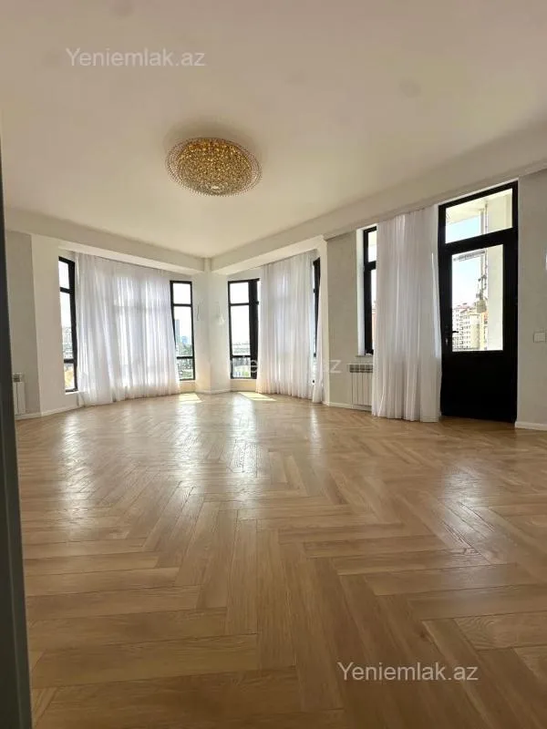 Satılır 2 otaqlı yeni tikili 85 m²