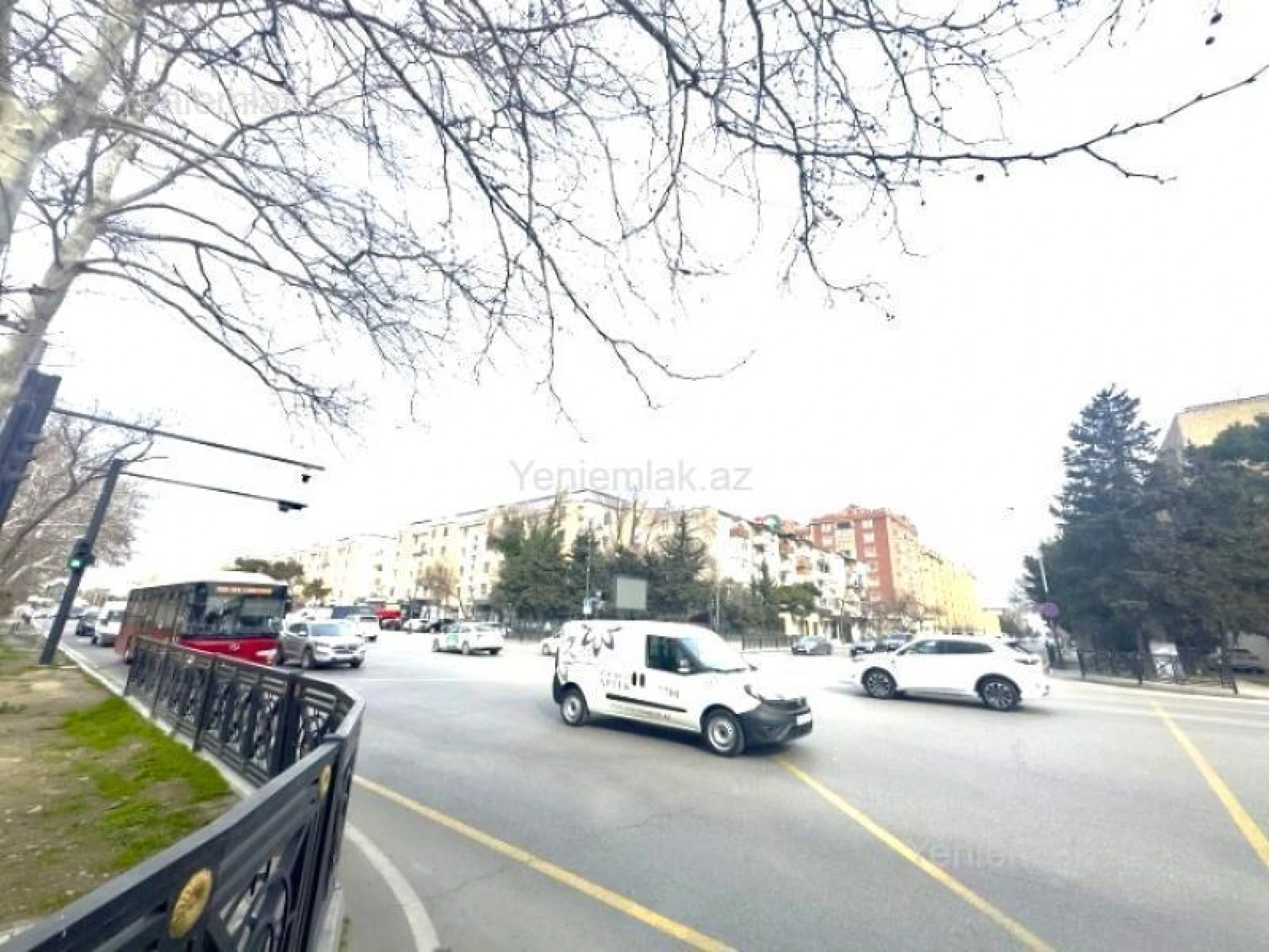 Satılır 2 otaqlı köhnə tikili 55 m²