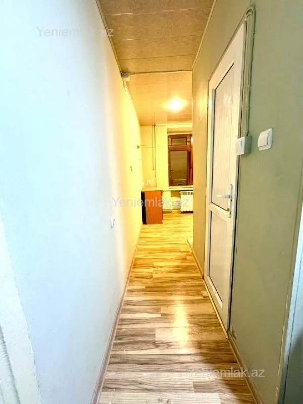 Satılır 2 otaqlı köhnə tikili 55 m²