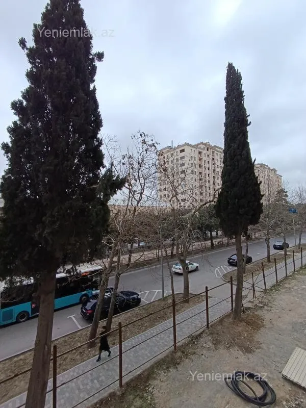 Satılır 3 otaqlı yeni tikili 138 m²