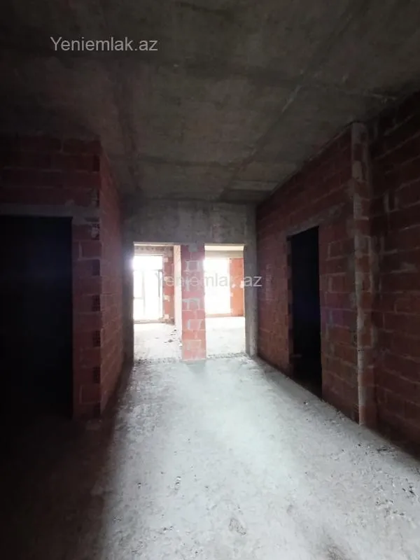 Satılır 3 otaqlı yeni tikili 138 m²