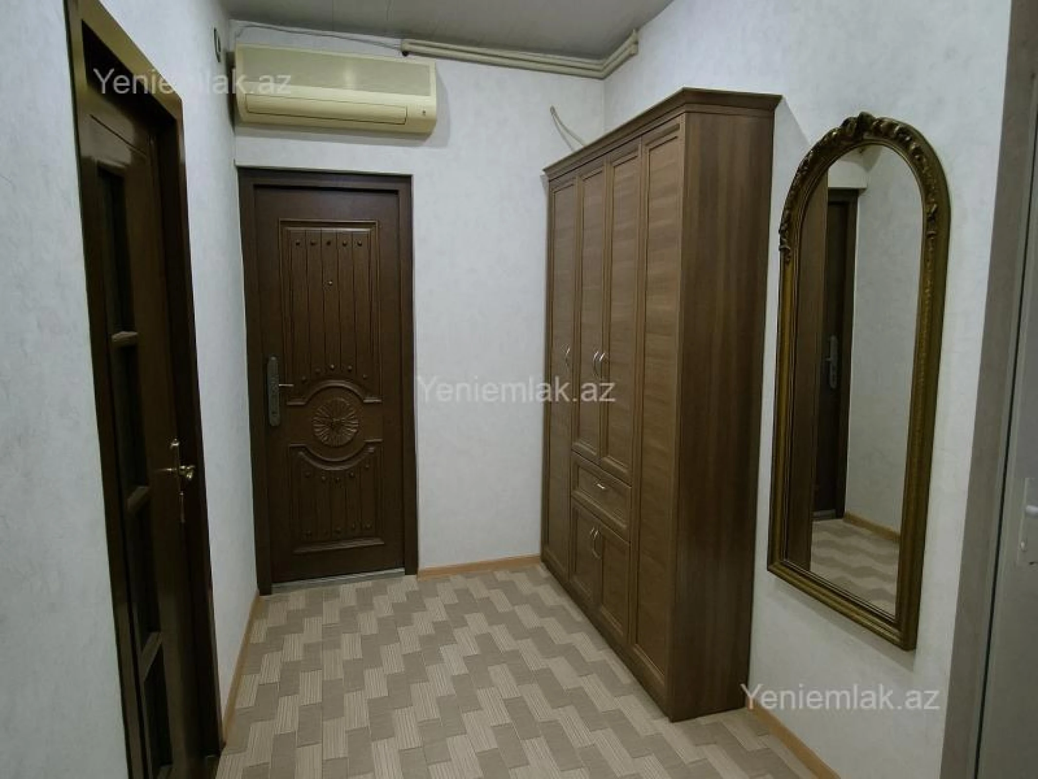 Satılır 5 otaqlı köhnə tikili 115 m²