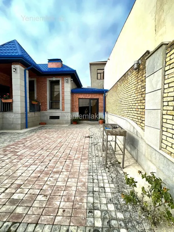 Satılır 5 otaqlı həyət evi 150 m²