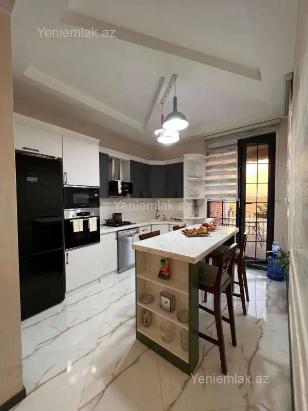 Satılır 5 otaqlı həyət evi 150 m²