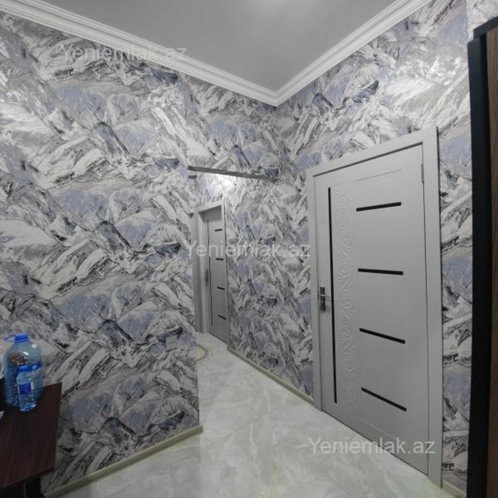 Satılır 2 otaqlı yeni tikili 60 m²