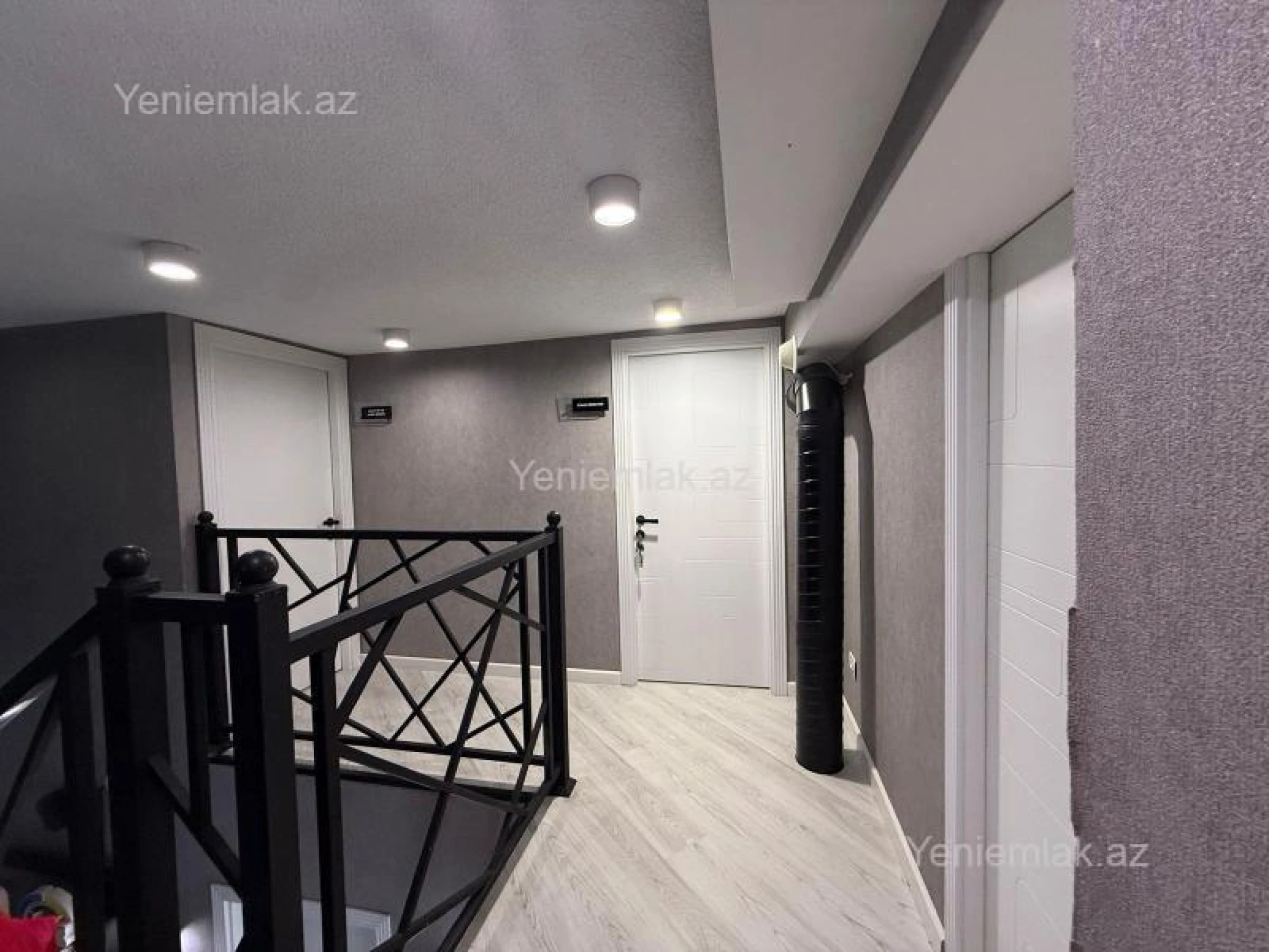 Satılır 3 otaqlı ofis 115 m²