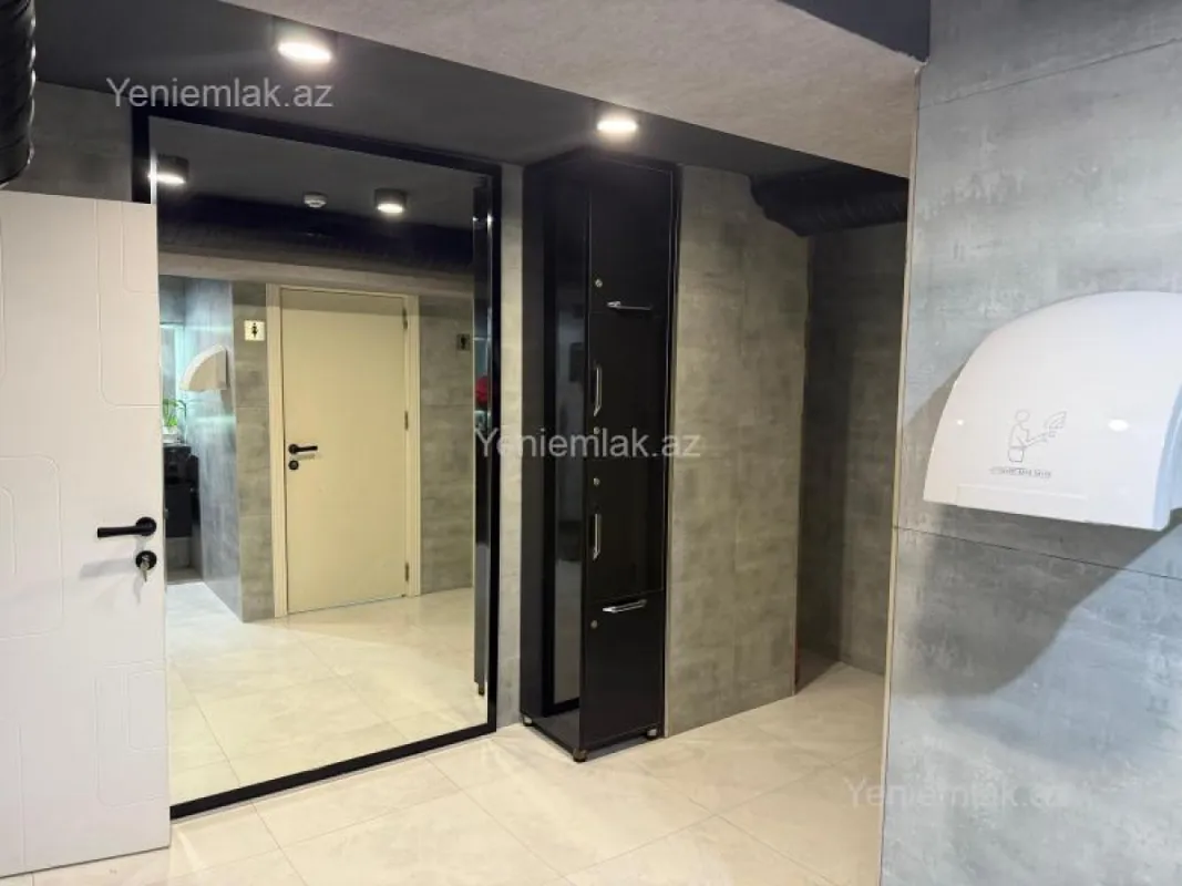 Satılır 3 otaqlı ofis 115 m²
