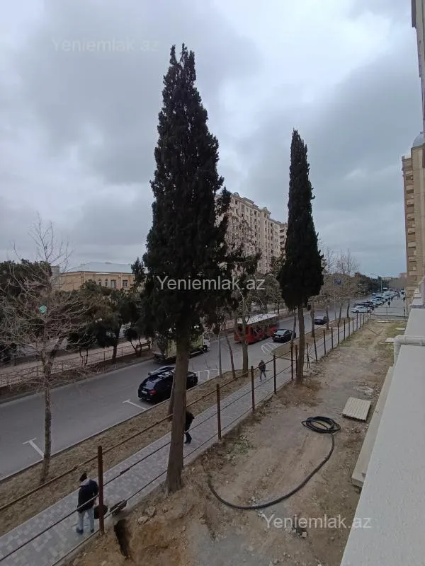 Satılır 2 otaqlı yeni tikili 66 m²