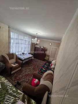 Satılır 1 otaqlı köhnə tikili 45 m²