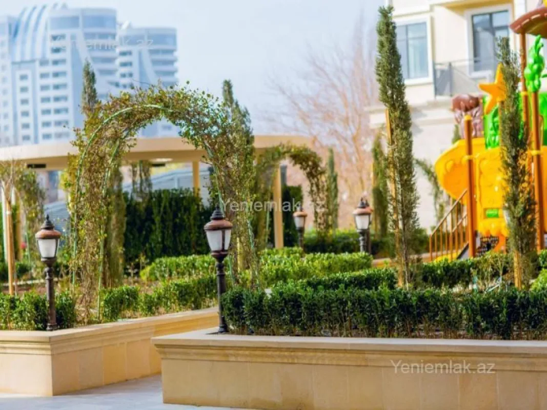 Satılır 3 otaqlı yeni tikili 120 m²