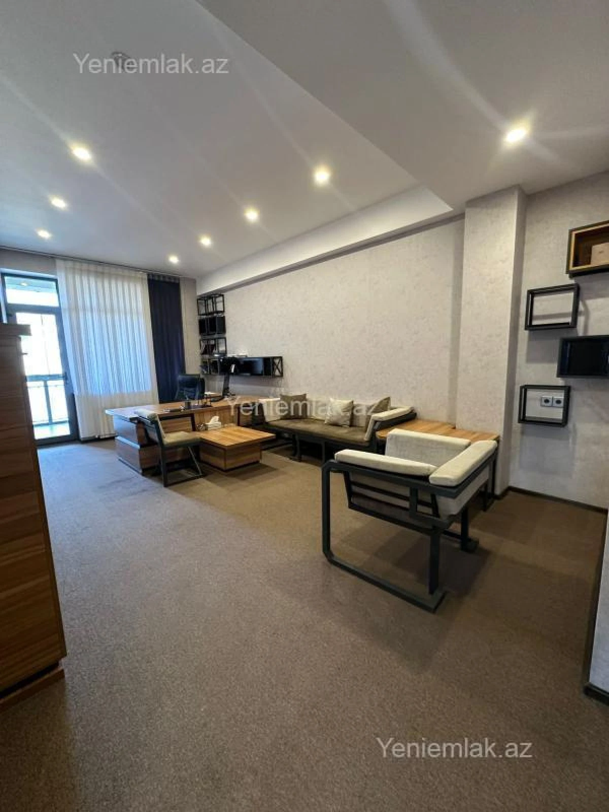 Satılır 4 otaqlı ofis 171 m²