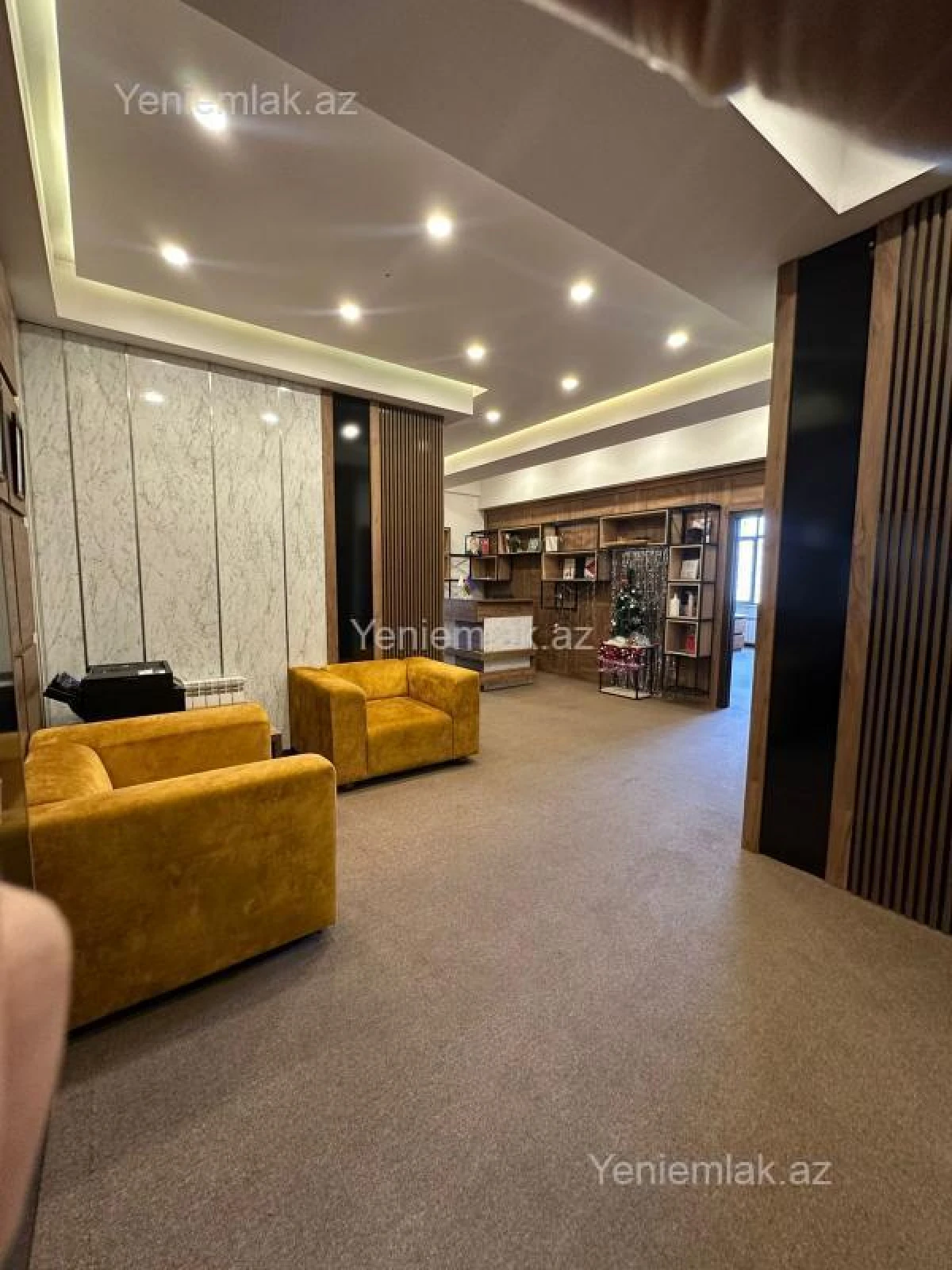 Satılır 4 otaqlı ofis 171 m²