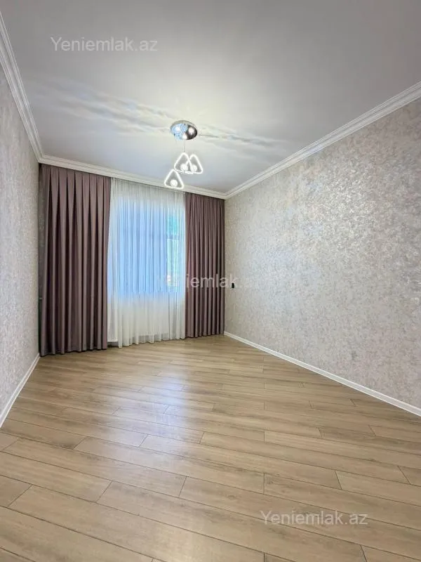 Satılır 3 otaqlı köhnə tikili 70 m²