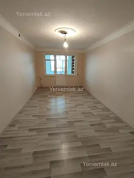 Satılır 3 otaqlı köhnə tikili 70 m²