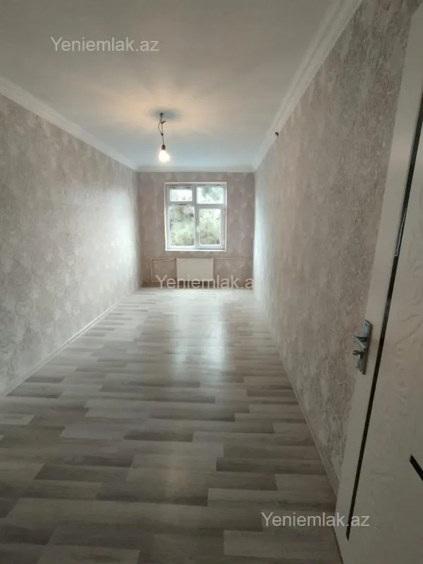 Satılır 3 otaqlı köhnə tikili 70 m²
