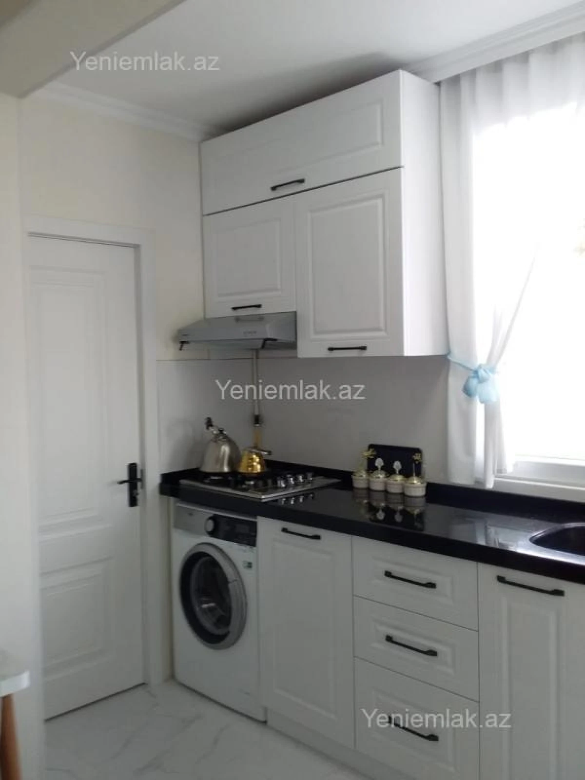 Satılır 3 otaqlı köhnə tikili 55 m²