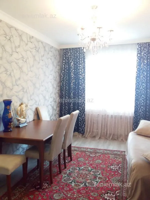 Satılır 3 otaqlı köhnə tikili 55 m²