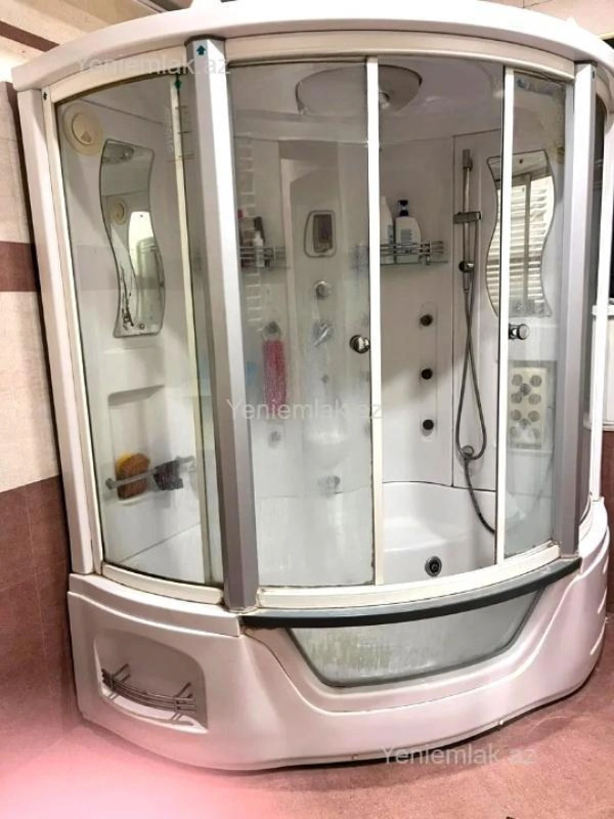 Satılır 4 otaqlı yeni tikili 200 m²