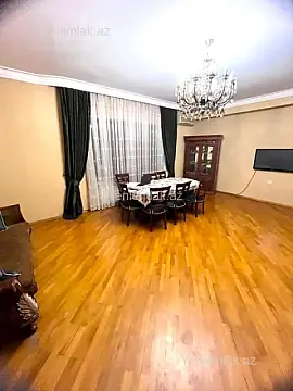Satılır 4 otaqlı yeni tikili 200 m² — Bakı, Nəsimi 4 otaq 200.00 m²