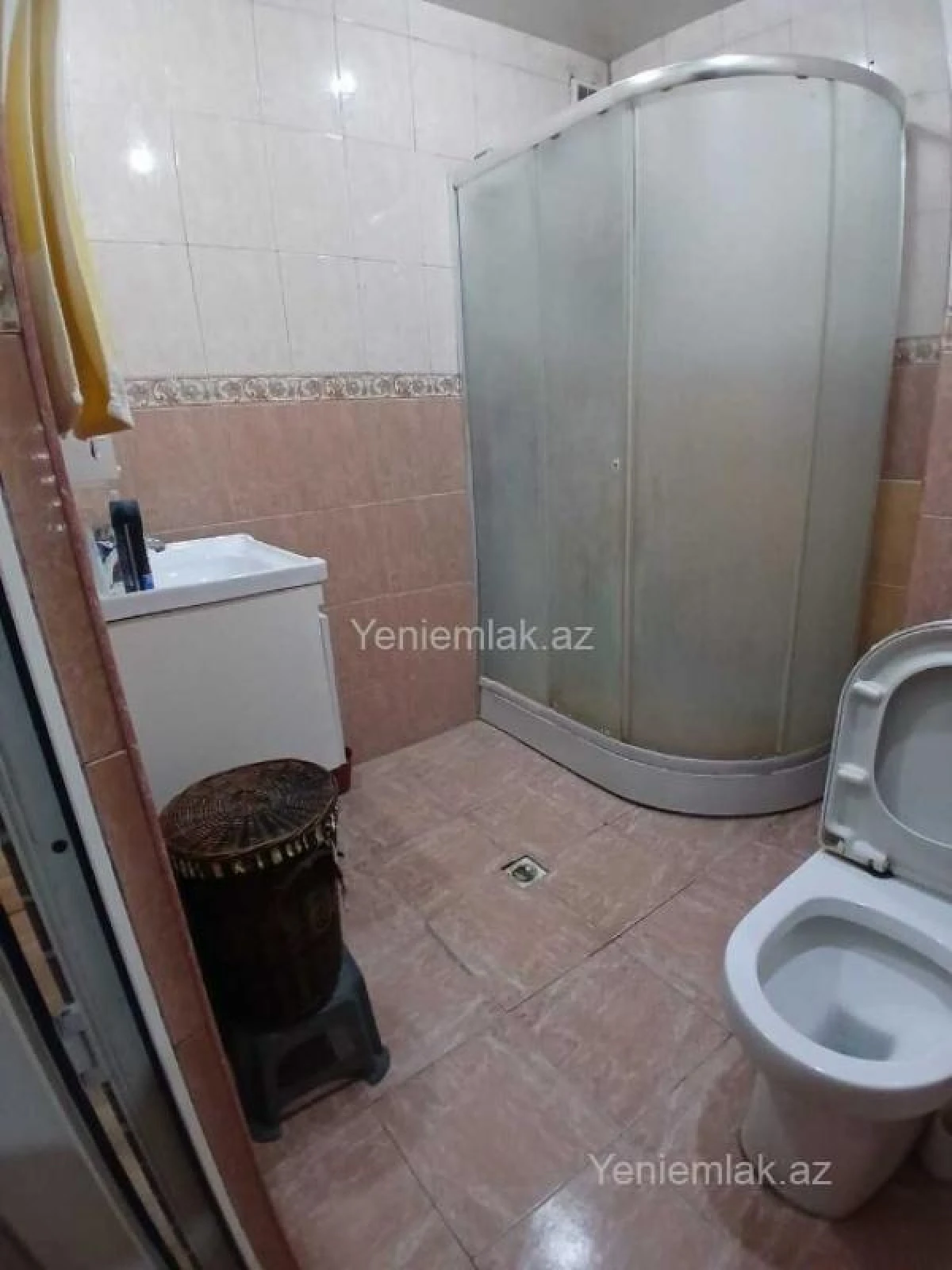 Satılır 2 otaqlı köhnə tikili 70 m²