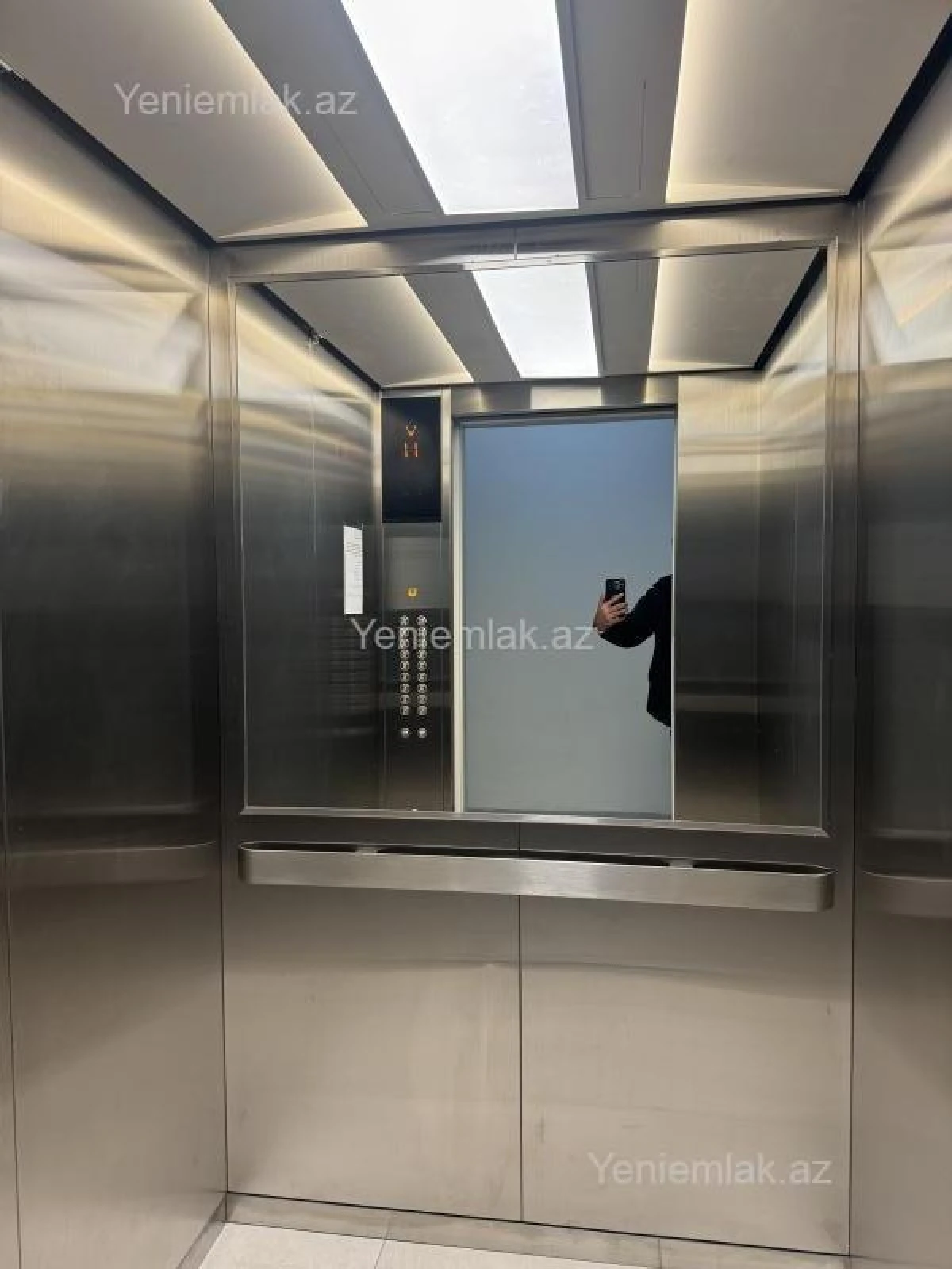 Satılır 3 otaqlı yeni tikili 50 m²