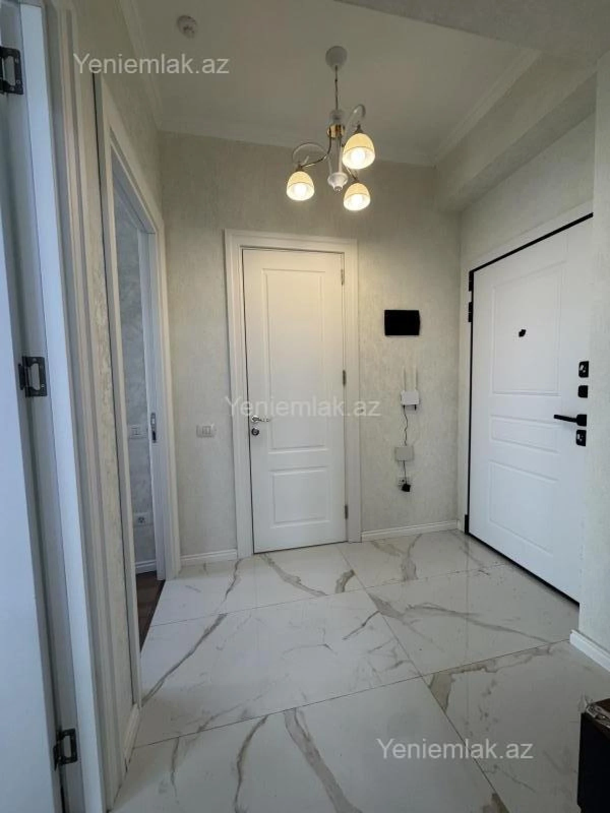 Satılır 3 otaqlı yeni tikili 50 m²