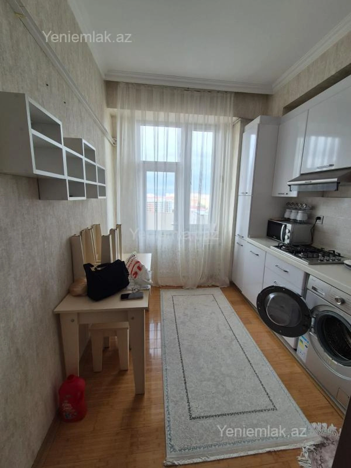Satılır 3 otaqlı yeni tikili 72 m²
