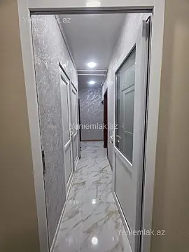 Satılır 2 otaqlı yeni tikili 60 m²
