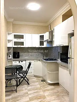 Satılır 2 otaqlı yeni tikili 55 m²