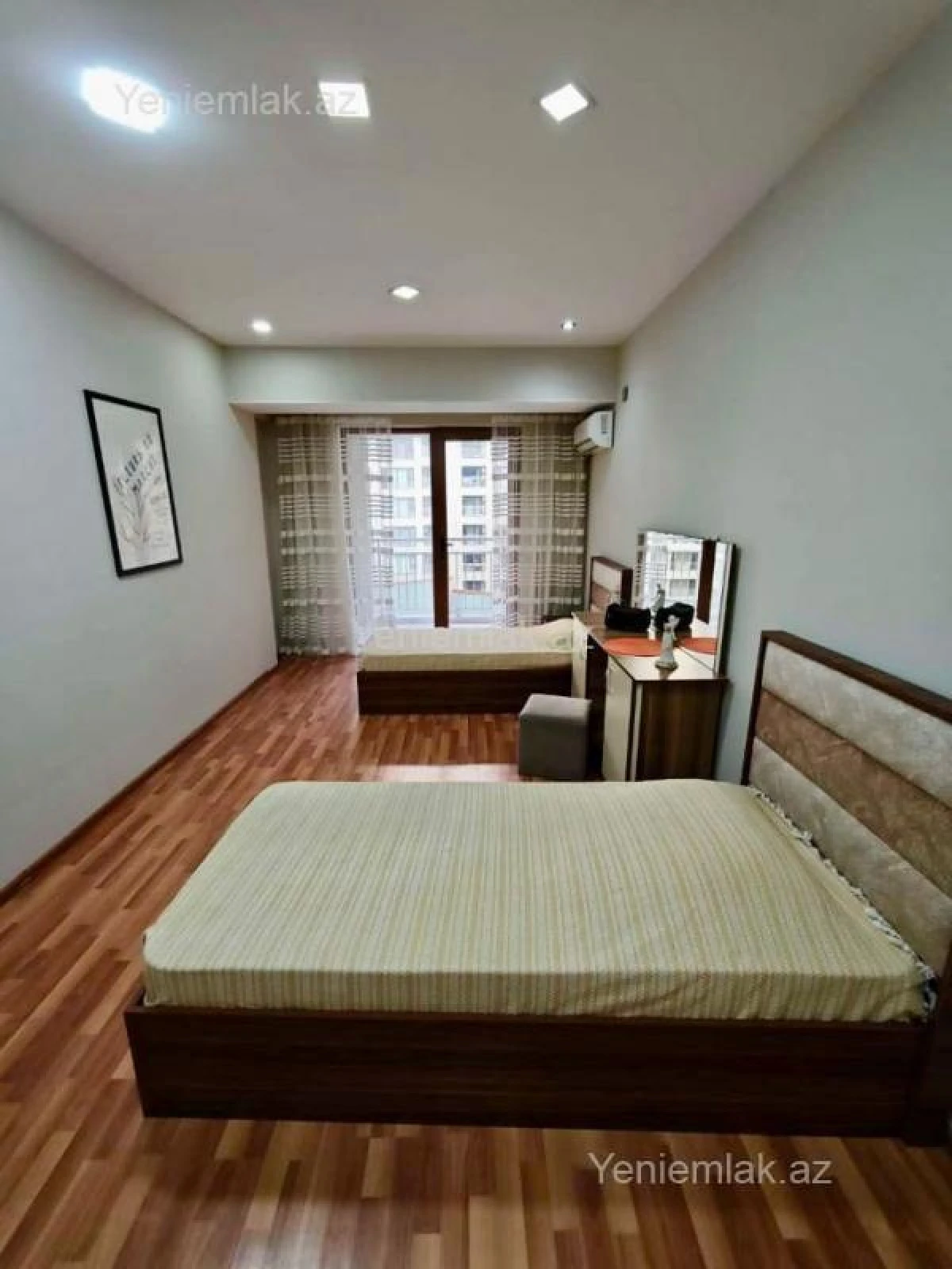 Satılır 4 otaqlı yeni tikili 113 m²