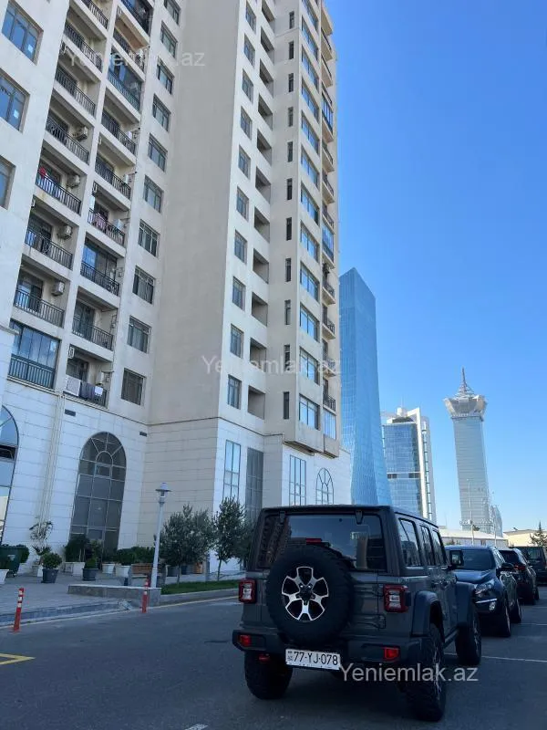 Satılır 3 otaqlı yeni tikili 79.1 m²