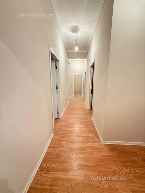 Satılır 4 otaqlı yeni tikili 129 m²