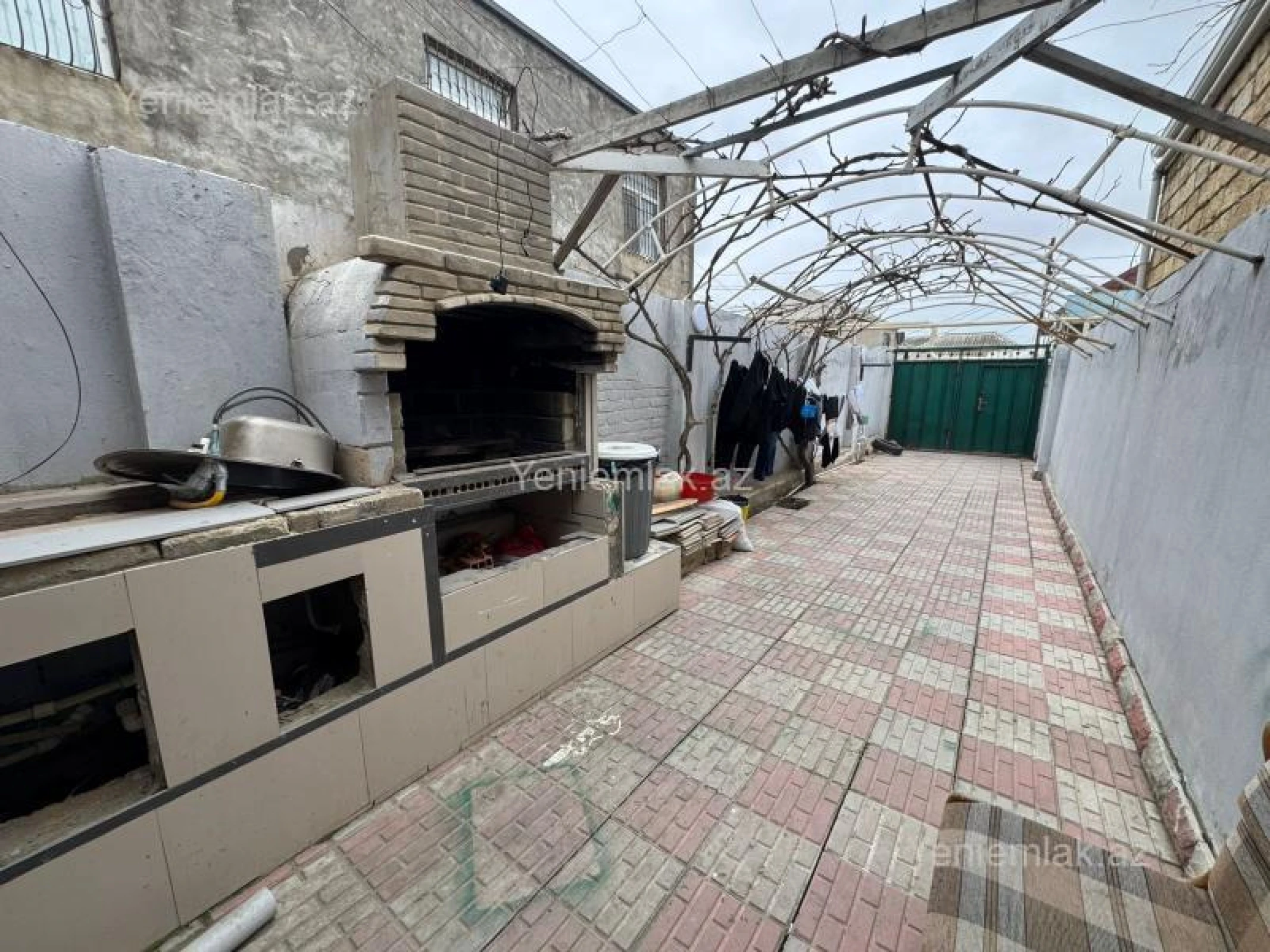 Satılır 3 otaqlı həyət evi 100 m²