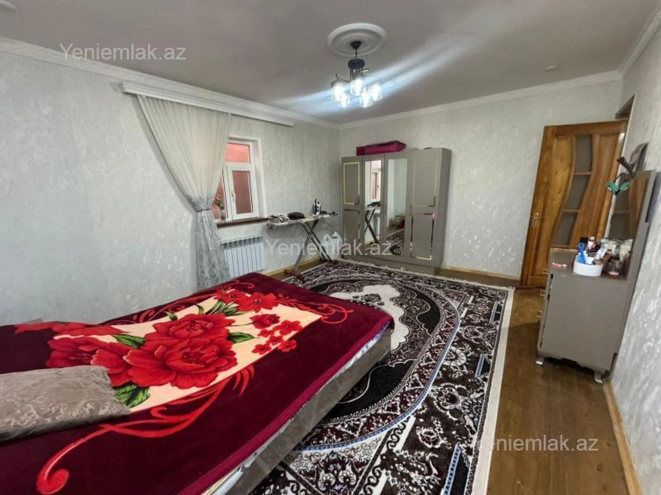 Satılır 3 otaqlı həyət evi 100 m²