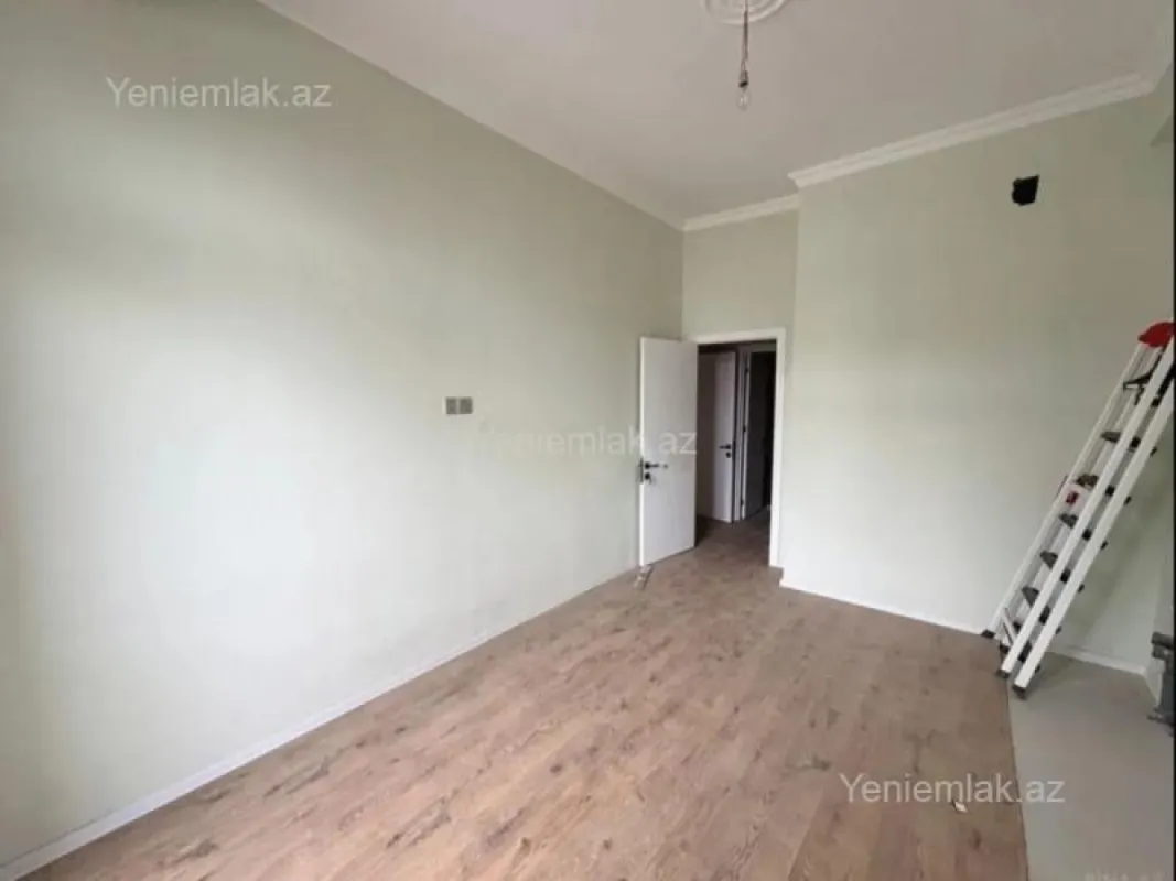 Satılır 2 otaqlı yeni tikili 79 m²