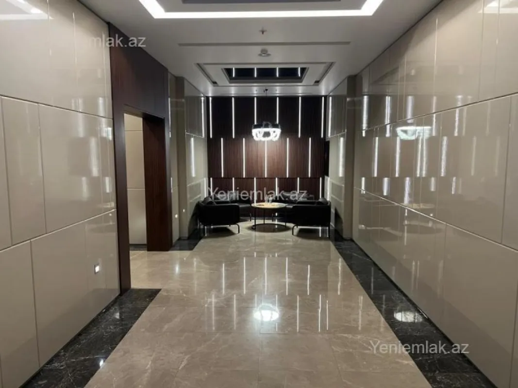 Satılır 4 otaqlı yeni tikili 190 m²
