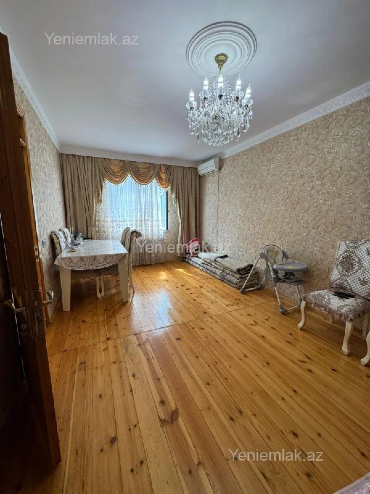 Satılır 5 otaqlı həyət evi 155 m²