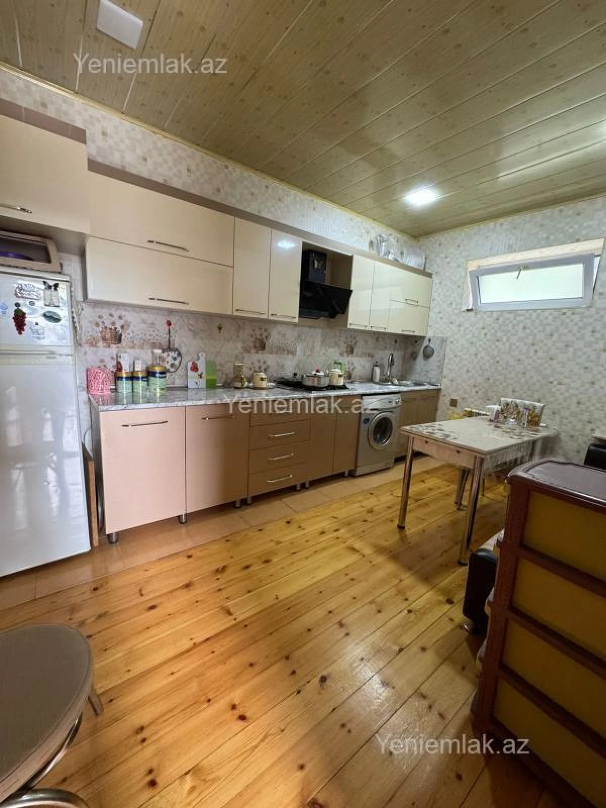 Satılır 5 otaqlı həyət evi 155 m²