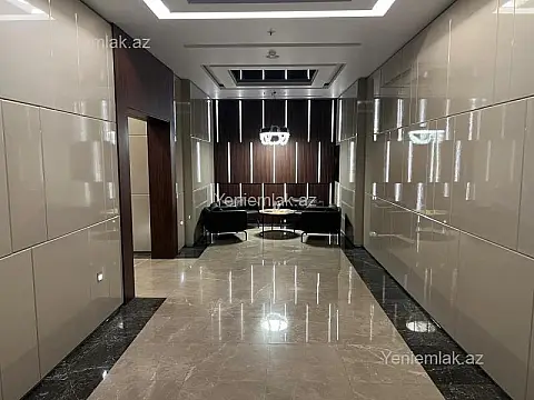 Satılır 4 otaqlı yeni tikili 190 m²