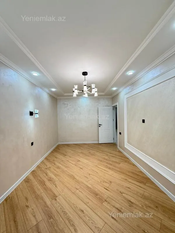 Satılır 3 otaqlı köhnə tikili 80 m²