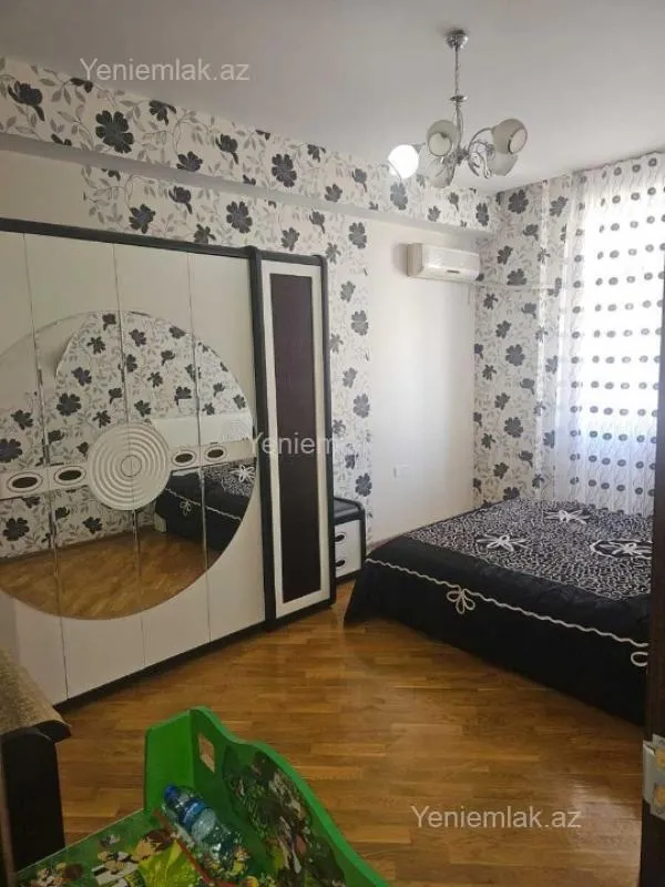 Satılır 2 otaqlı yeni tikili 85 m²