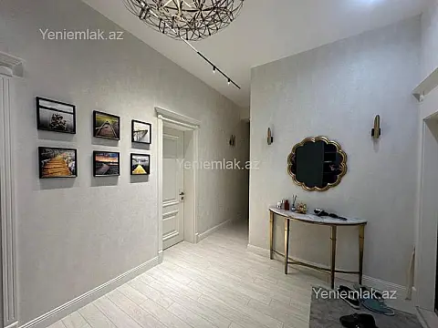 Satılır 2 otaqlı yeni tikili 109 m²
