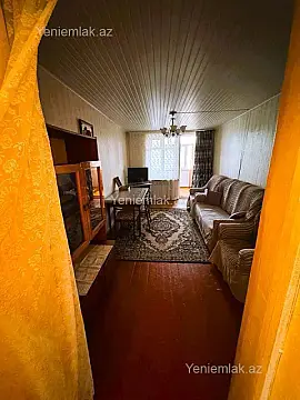 Satılır 3 otaqlı köhnə tikili 60 m²