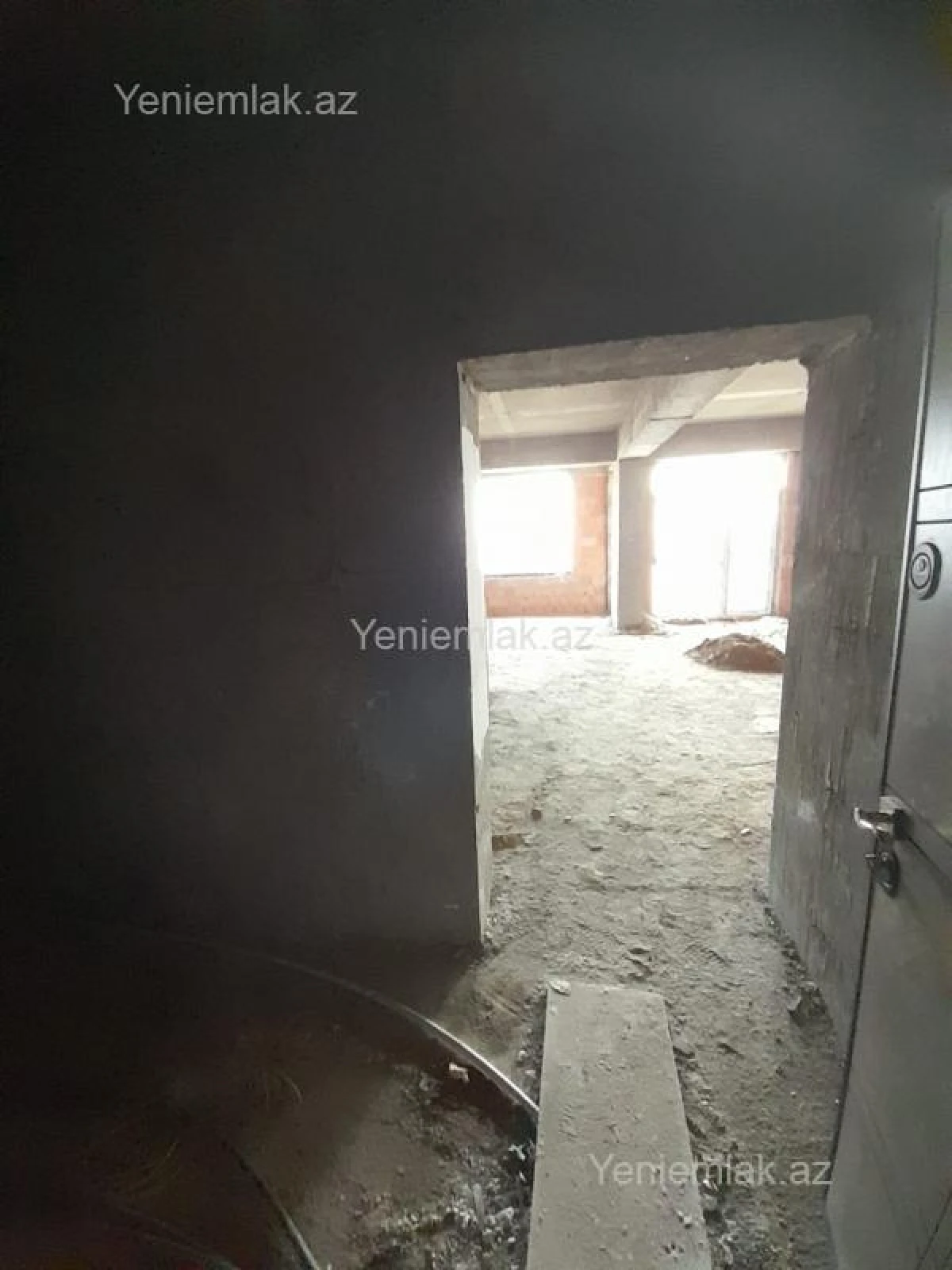 Satılır 3 otaqlı yeni tikili 110 m²