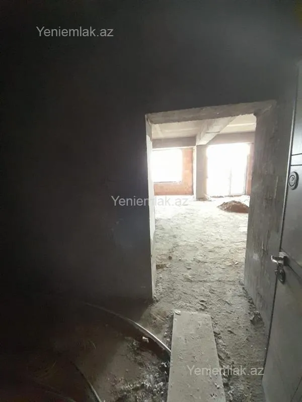 Satılır 3 otaqlı yeni tikili 110 m²