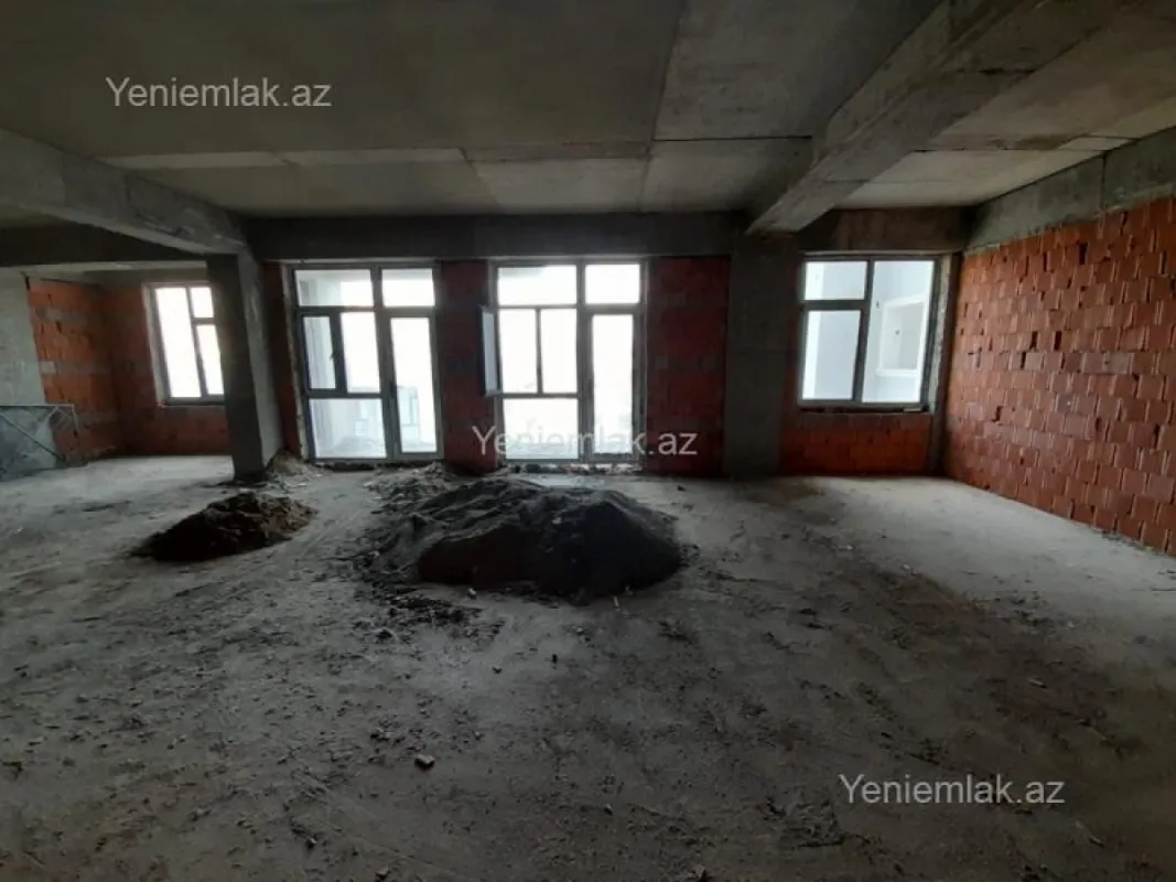 Satılır 3 otaqlı yeni tikili 110 m²