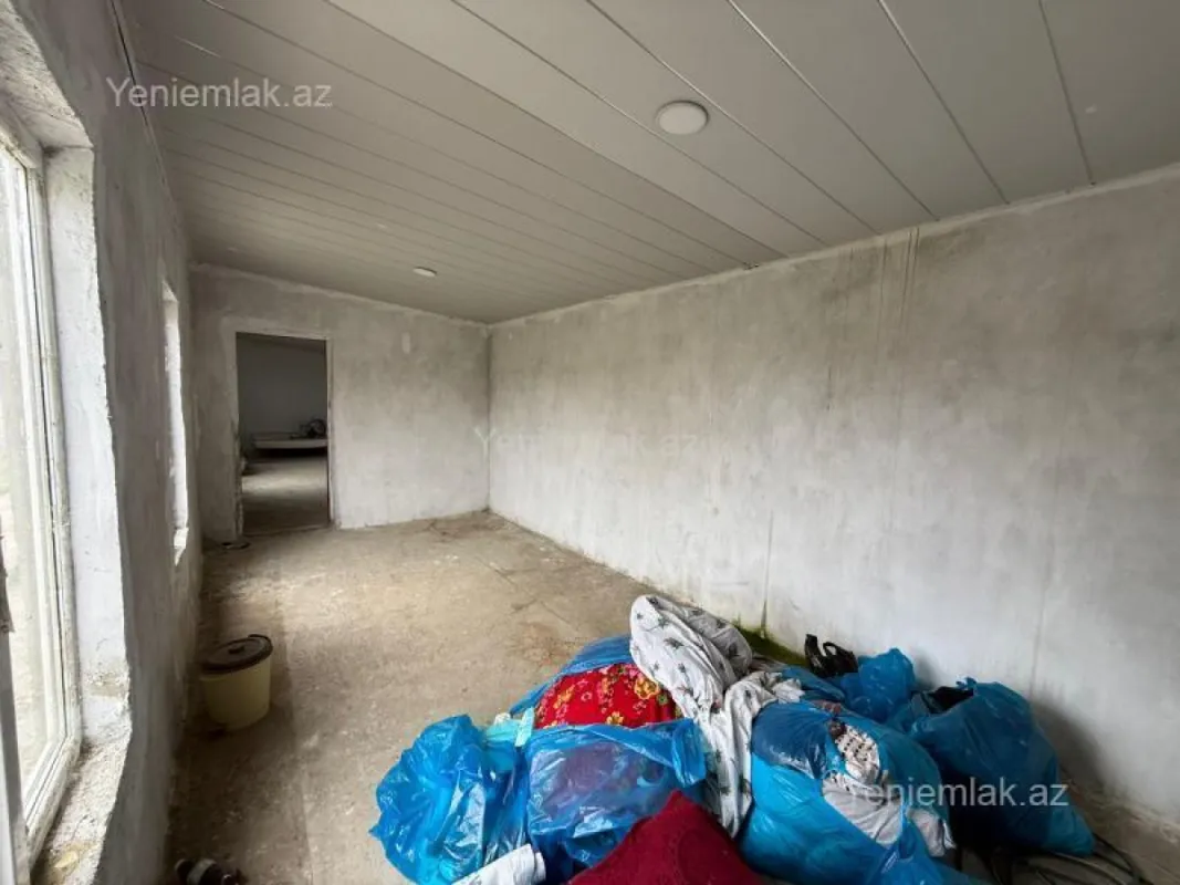 Satılır 2 otaqlı həyət evi 50 m²