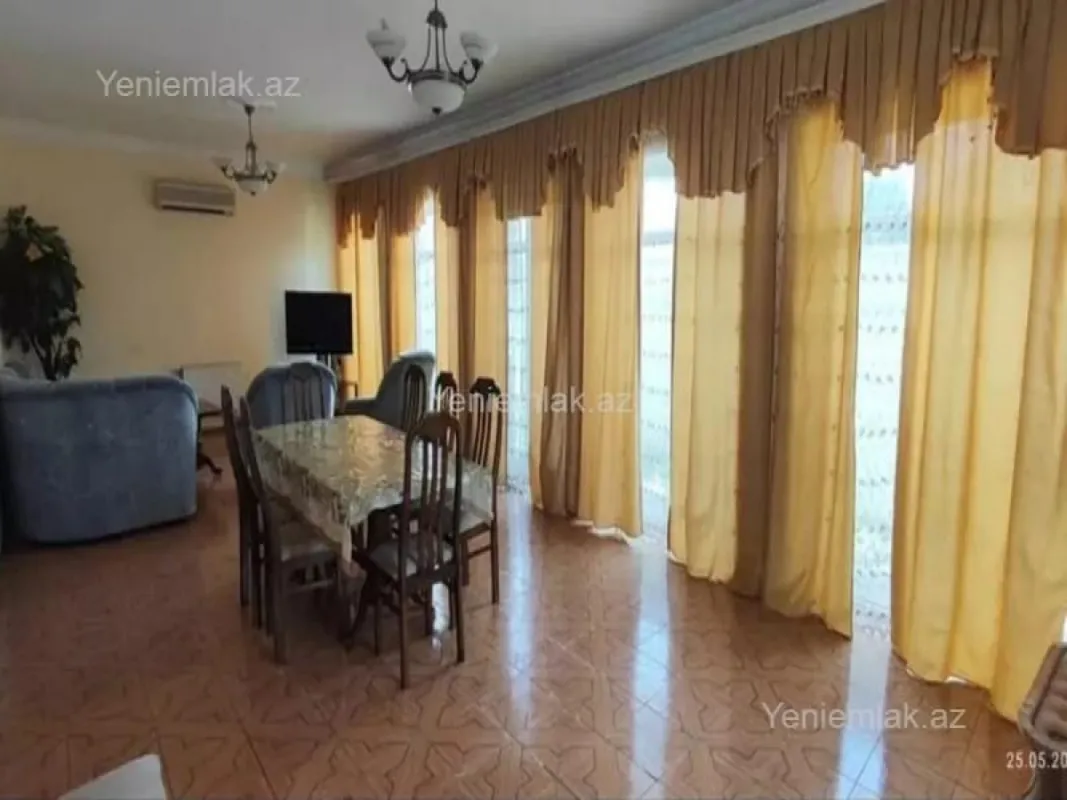 Satılır 6 otaqlı həyət evi 200 m²